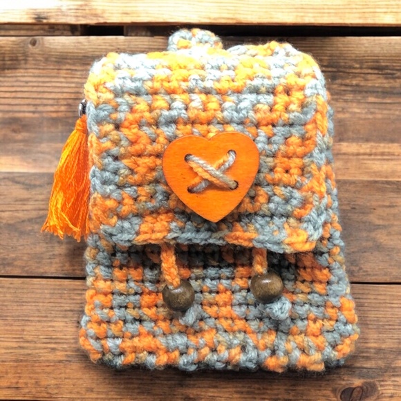 Handmade Crochet Mini Bag Keychain –Orange & Grey Key Ring w/Heart Button Tassel - Picture 3 of 11